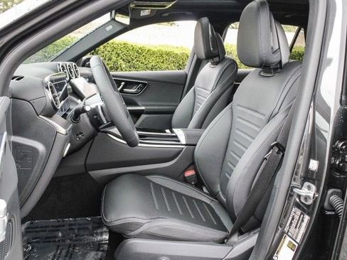 New 2025 Mercedes-Benz GLC 350e 4MATIC image 18