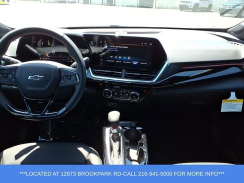 Used 2026 Chevrolet Trax RS FWD image 7