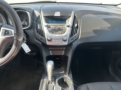 Used 2011 Chevrolet Equinox LT w/ Driver Convenience Package image 17