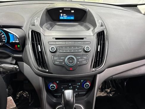 Used 2017 Ford C-MAX SE FWD image 16