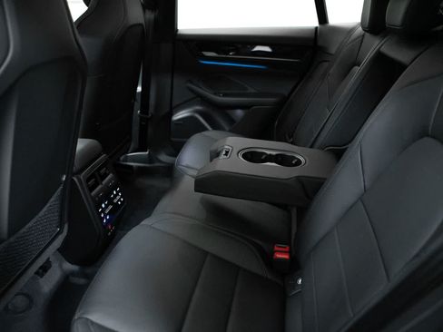 New 2026 Porsche Macan Electric RWD image 35