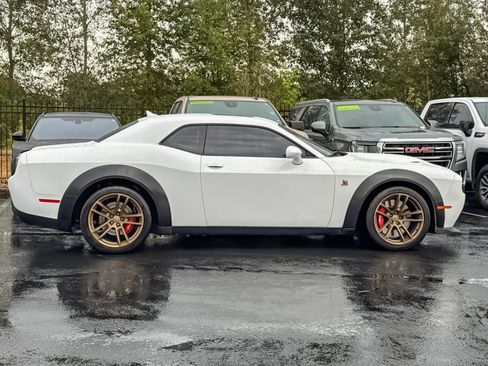 Used 2021 Dodge Challenger R/T Scat Pack image 3