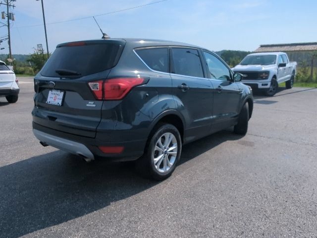 Used 2019 Ford Escape SE FWD image 27