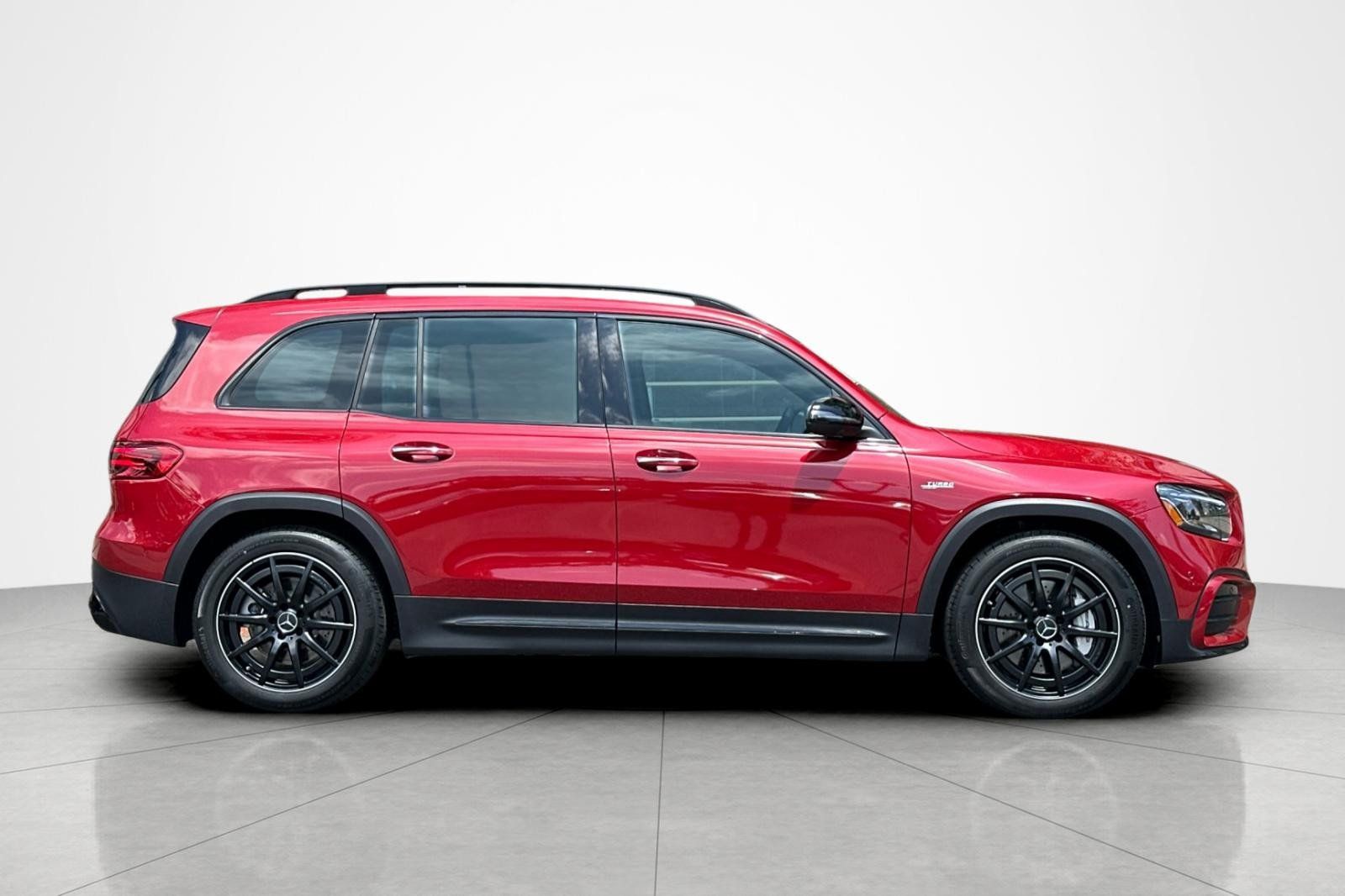 New 2026 Mercedes-Benz GLB 35 AMG 4MATIC image 6