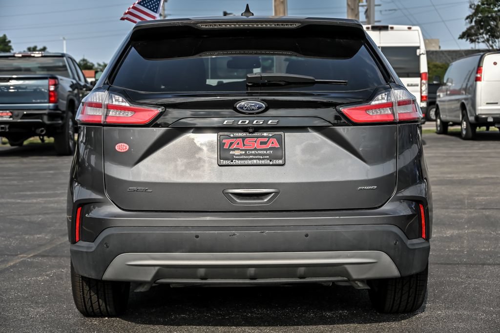 Used 2021 Ford Edge SEL w/ Cargo Accessory Package AWD/4WD image 9