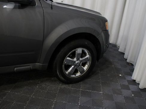 Used 2010 Ford Escape Limited image 12