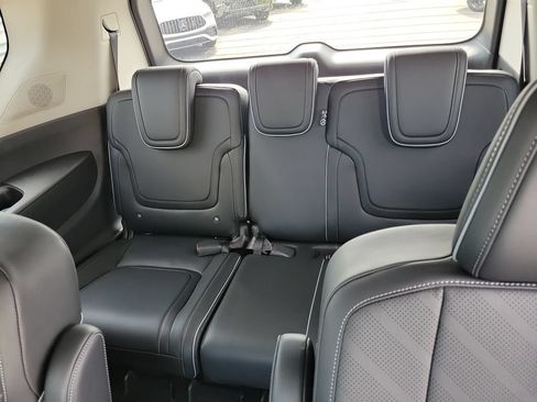 New 2027 INFINITI QX80 Luxe AWD/4WD image 16