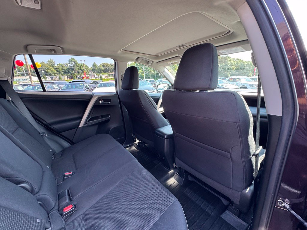 Used 2018 Toyota RAV4 XLE w/ Plus Extra Value Package AWD/4WD image 24
