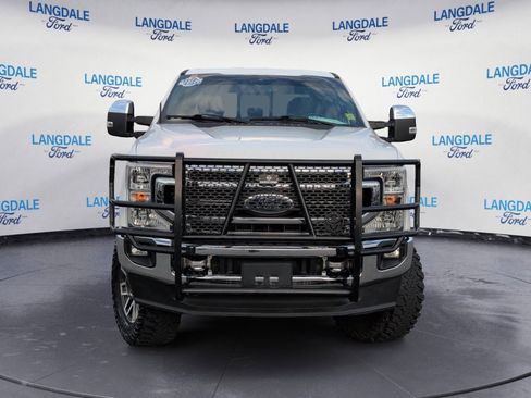 Used 2022 Ford F250 Lariat w/ Chrome Package image 12