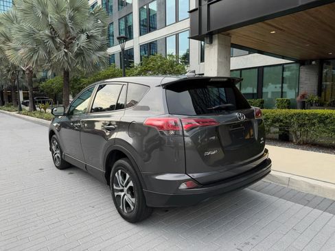 Used 2018 Toyota RAV4 LE w/ All Weather Liner Package AWD/4WD image 8