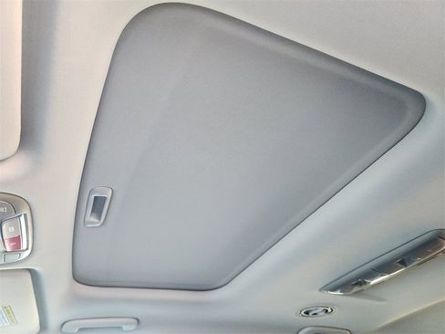 New 2025 Kia Telluride EX image 18