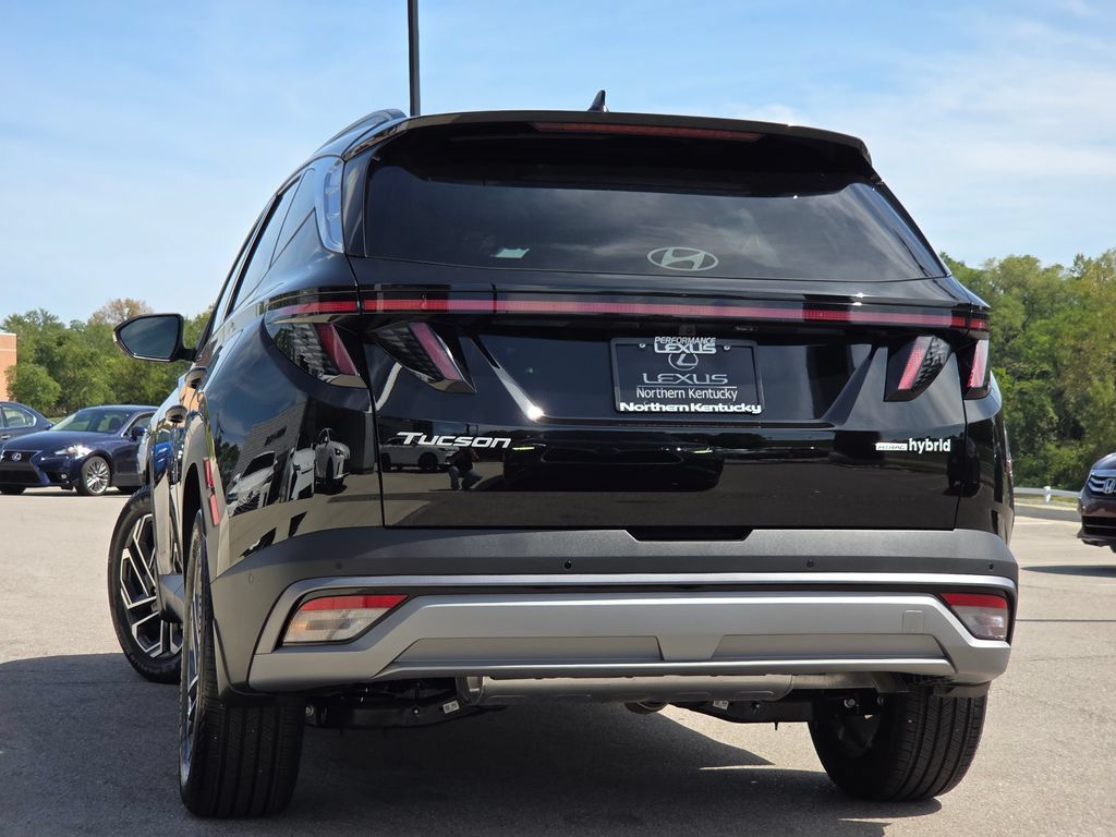 Used 2026 Hyundai Tucson Limited AWD/4WD image 27