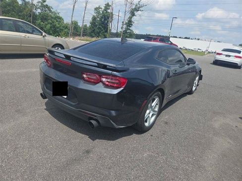 Used 2019 Chevrolet Camaro LT RWD image 8