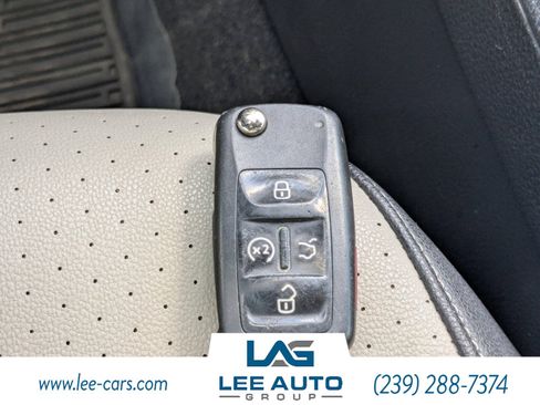 Used 2021 Volkswagen Passat 2.0T R-Line image 28