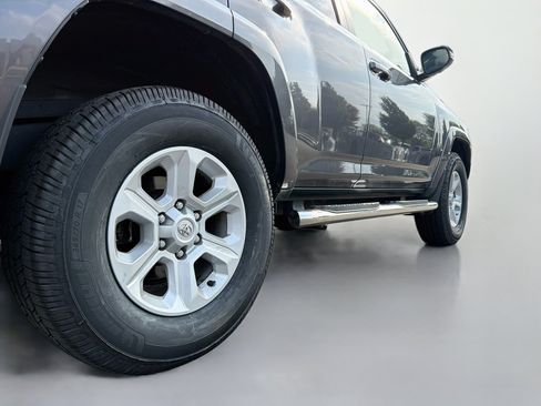 Certified 2023 Toyota 4Runner SR5 Premium w/ Moonroof Package AWD/4WD image 7
