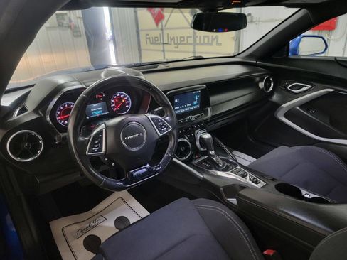 Used 2018 Chevrolet Camaro LT image 31