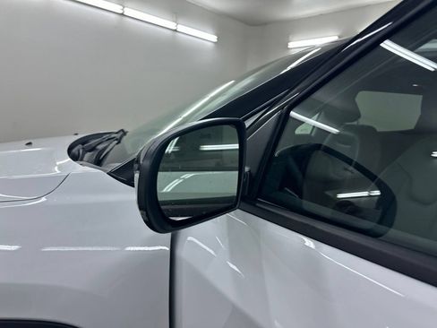 New 2026 Jeep Compass Limited AWD/4WD image 17