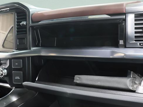 Used 2021 Ford F150 Lariat w/ Equipment Group 502A High image 34