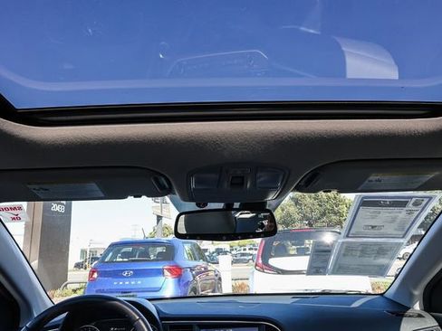 Used 2017 Hyundai Elantra Limited w/ Limited Ultimate Package 05 image 18