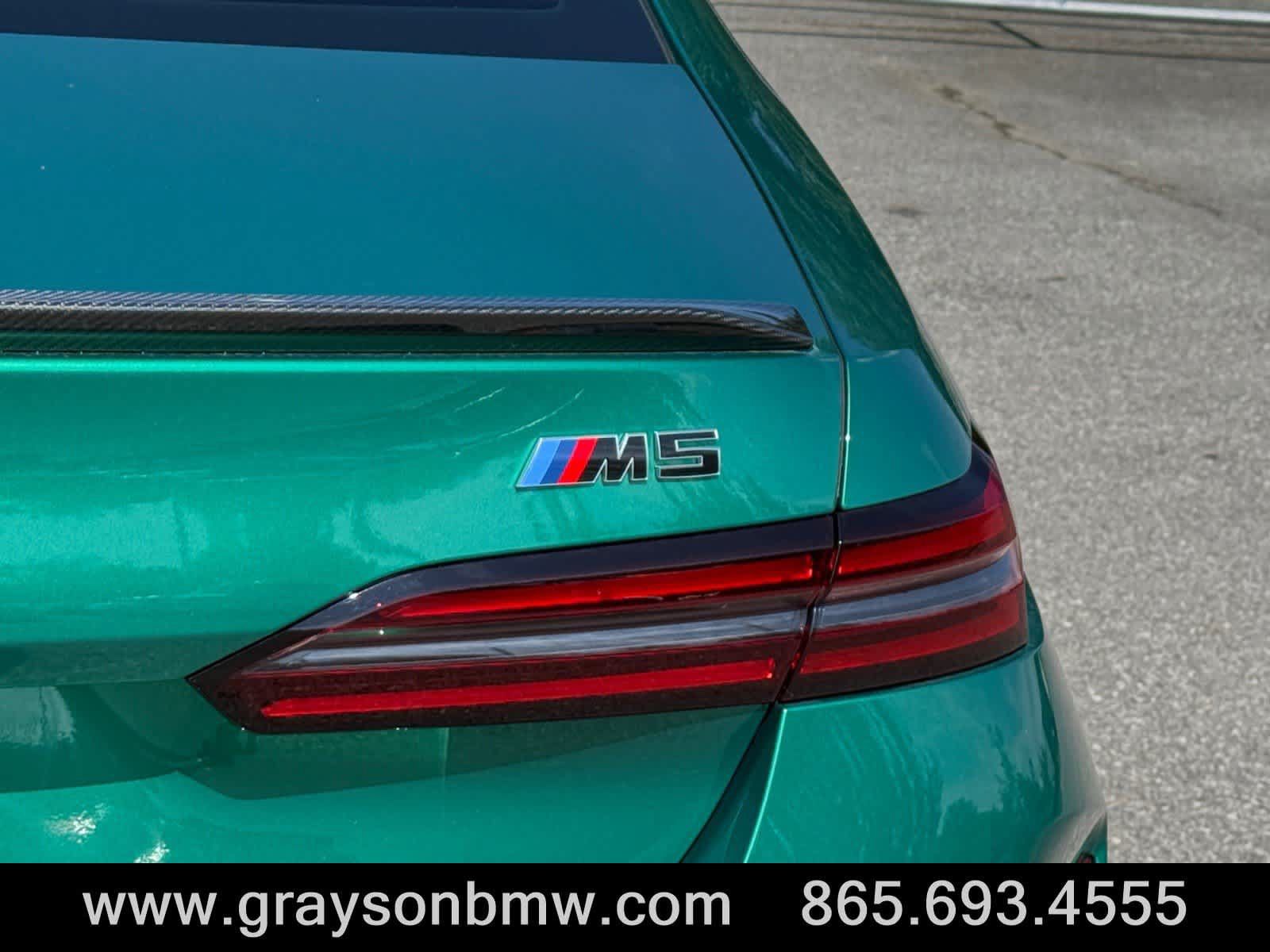 Used 2025 BMW M5 w/ Carbon Package AWD/4WD image 12