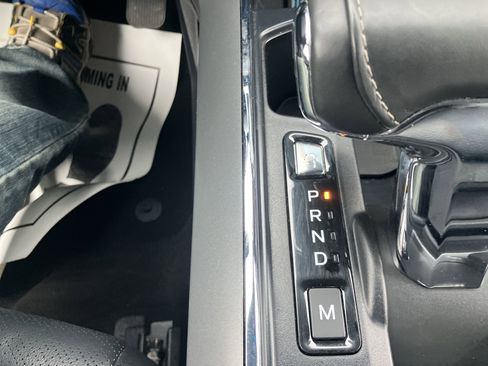 Certified 2022 Ford F150 Lariat w/ Equipment Group 502A High image 31