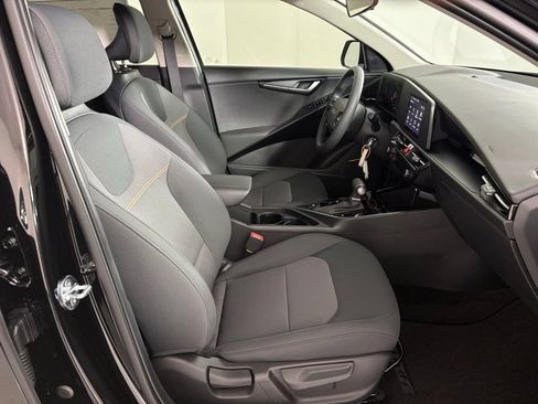 New 2026 Kia Niro LX FWD image 39