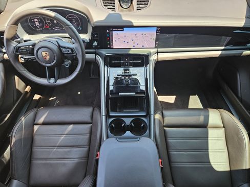 Certified 2026 Porsche Panamera 4 AWD/4WD image 24