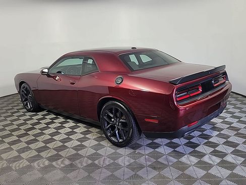 Used 2022 Dodge Challenger R/T w/ Driver Convenience Group RWD image 9