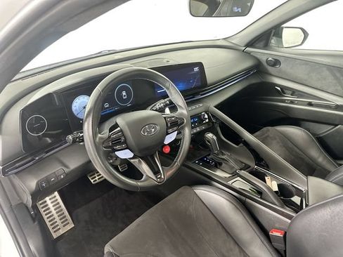 Used 2022 Hyundai Elantra N FWD image 19