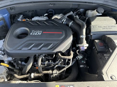 Used 2019 Hyundai Santa Fe FWD image 9