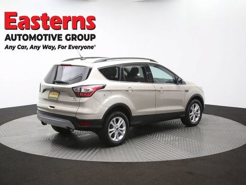 Used 2018 Ford Escape SE w/ SE Sync 3 Package AWD/4WD image 41