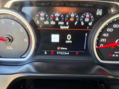 Used 2021 Chevrolet Silverado 2500 LTZ image 17