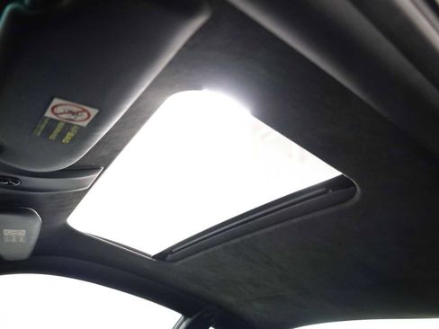 Used 2001 Porsche 911 Carrera image 19