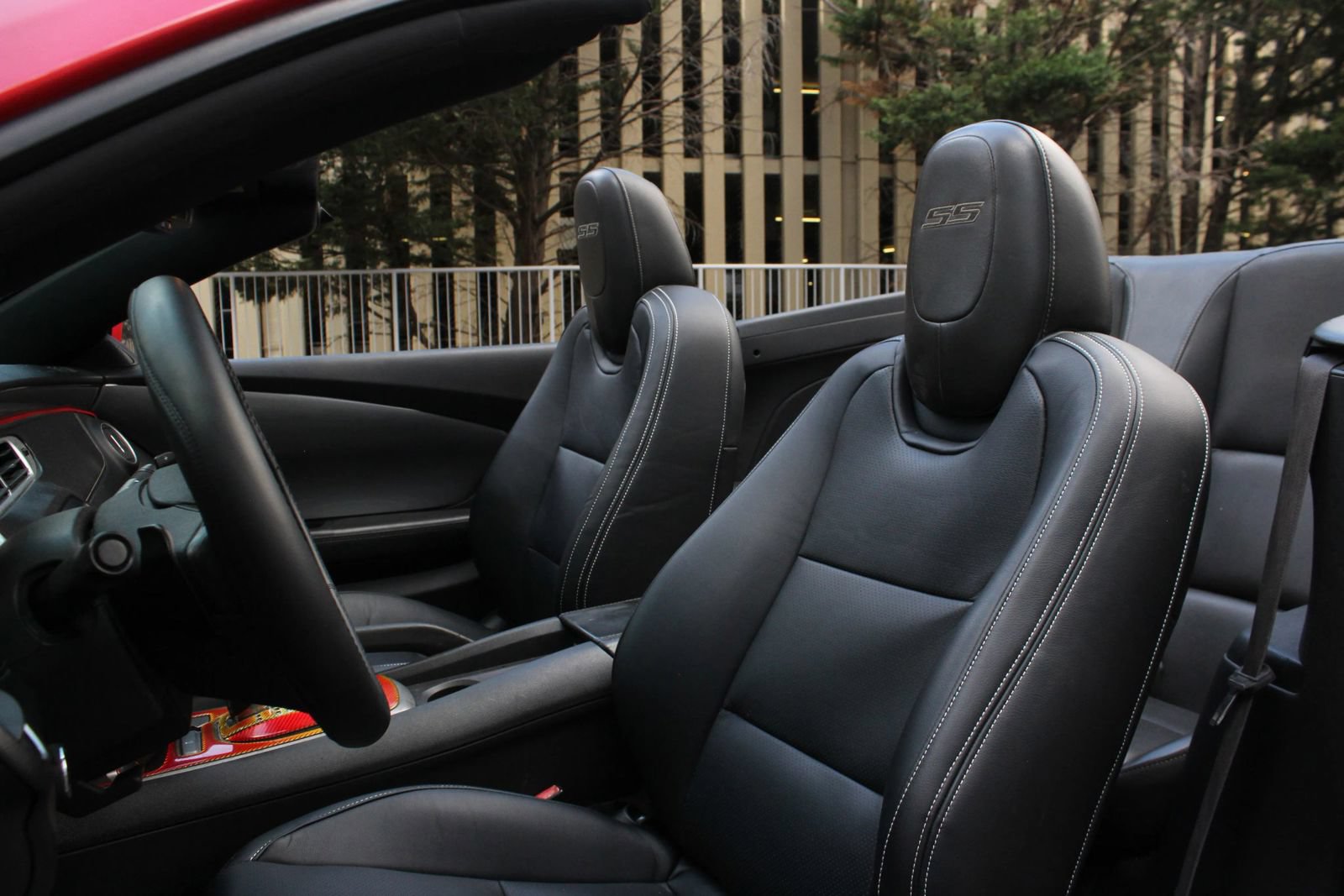 Used 2012 Chevrolet Camaro SS RWD image 16