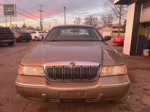 Used 2001 Mercury Grand Marquis LS image 3