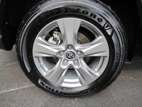 Used 2024 Toyota RAV4 LE image 18