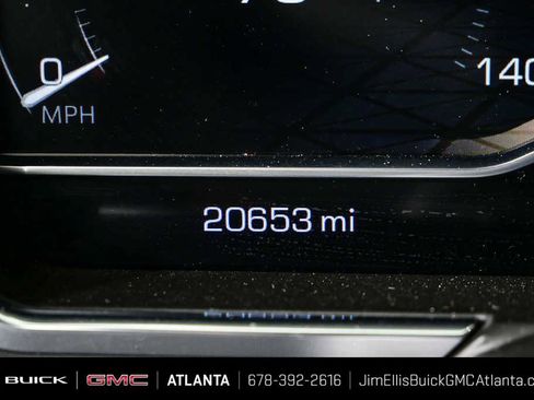 Used 2025 GMC Sierra 2500 Denali w/ Denali Reserve Package AWD/4WD image 9