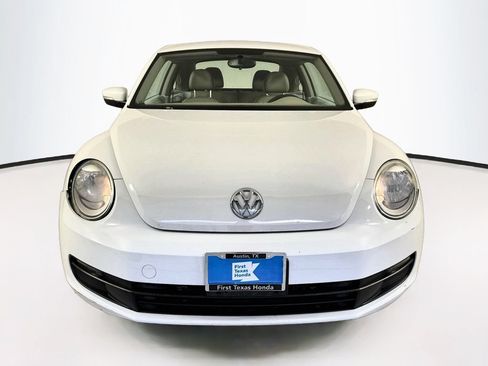 Used 2014 Volkswagen Beetle 1.8T FWD image 2