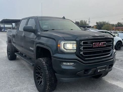 Used 2017 GMC Sierra 1500 SLE image 3