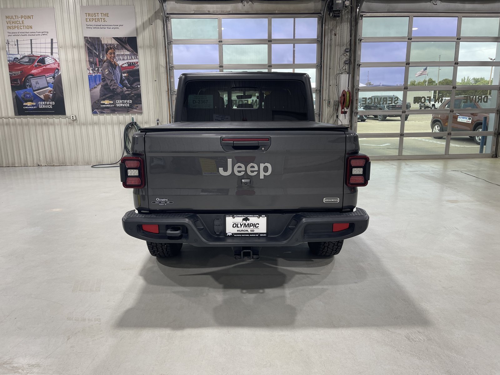 Used 2021 Jeep Gladiator Overland w/ Popular Equipment Package AWD/4WD image 7