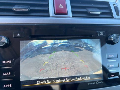 Used 2015 Subaru Outback 2.5i Premium image 18