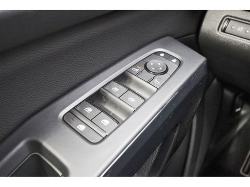 New 2026 Nissan Pathfinder SV FWD image 18