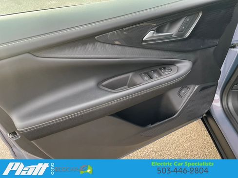 Used 2024 Chevrolet Blazer EV LT AWD/4WD image 24