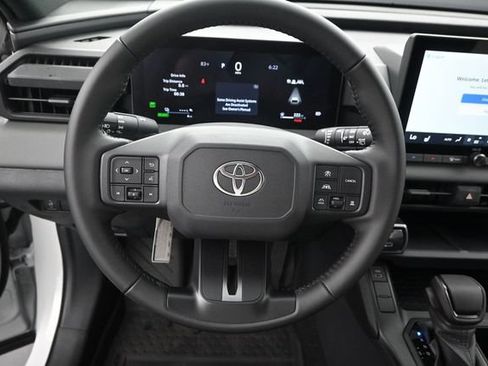Used 2026 Toyota RAV4 SE AWD/4WD image 5