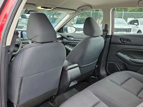 Used 2024 Nissan Altima 2.5 SV FWD image 18