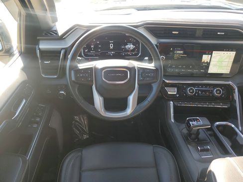 Certified 2024 GMC Sierra 1500 Denali w/ Denali Reserve Package AWD/4WD image 18