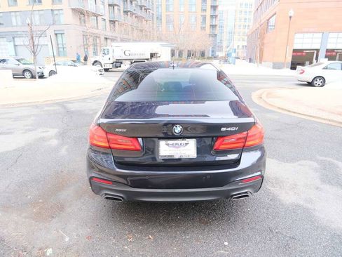 Used 2019 BMW 540i xDrive w/ M Sport Package image 9