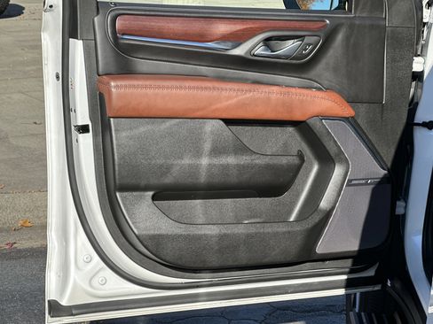 Certified 2023 GMC Yukon XL Denali Ultimate image 10