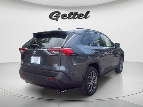 Used 2024 Toyota RAV4 XLE Premium AWD/4WD image 5