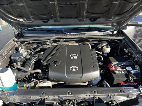 Used 2014 Toyota Tacoma 4x4 Double Cab image 30